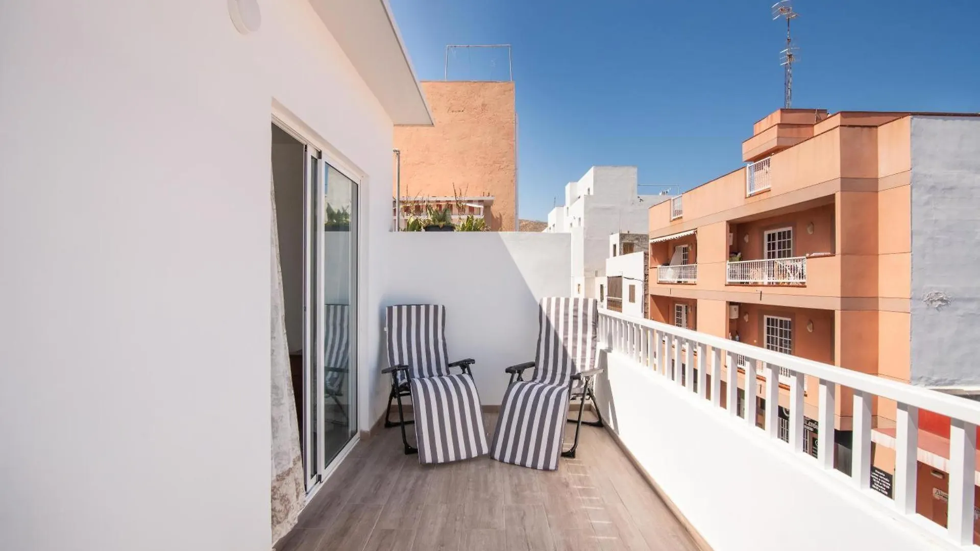 Apartmán Centrico Atico Con Terraza Privada Arona